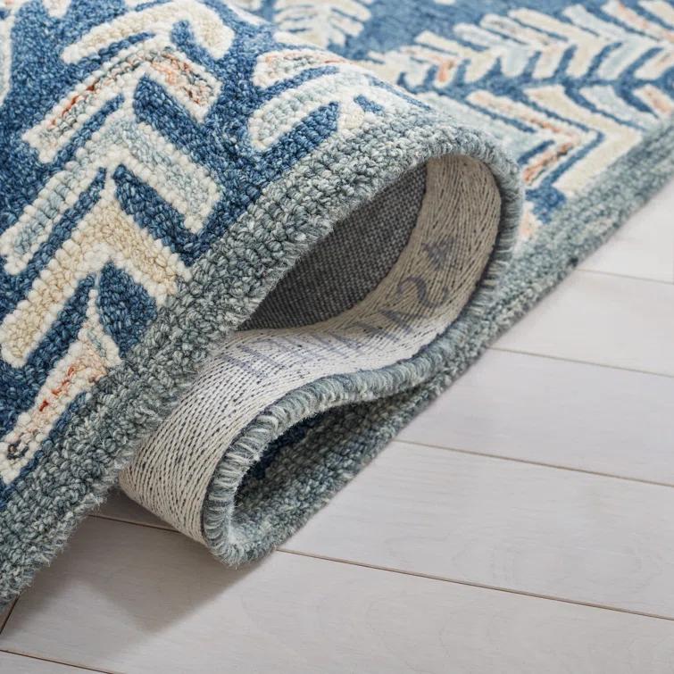 Chaithra Hand Tufted Wool Floral Rug