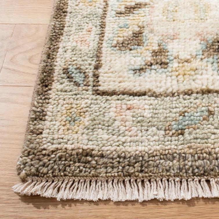 Samarkand SRK171 Hand Knotted Area Rug - Beige/Brown - 8'x10' - Safavieh.