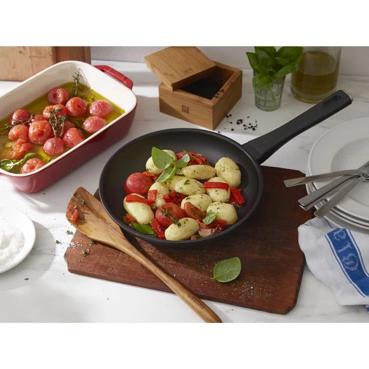 ZWILLING Madura Plus Forged 10-inch Nonstick Fry Pan