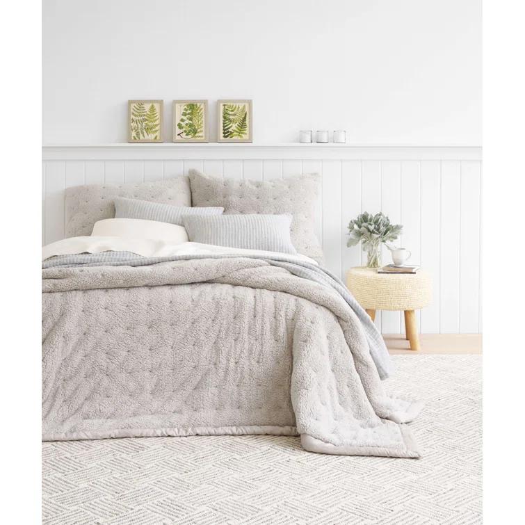 Marshmallow Fleece Grey Puff