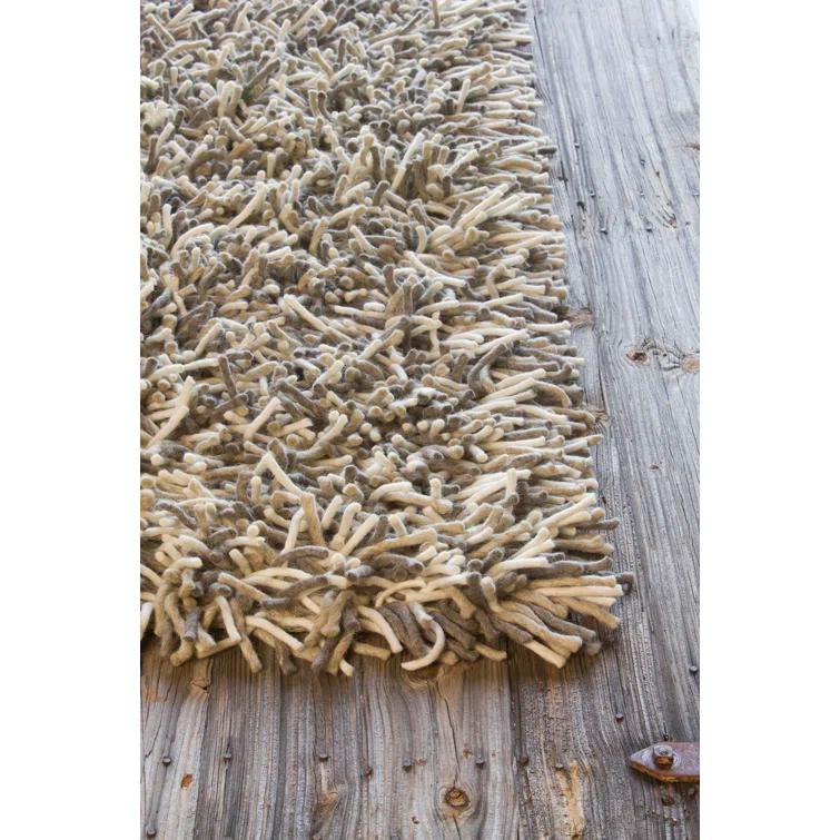 Big Jos Wool Area Rug in White And Gray