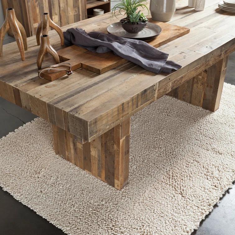 Ivory Elegance 5' x 7' Hand-Woven Wool & Viscose Shag Rug