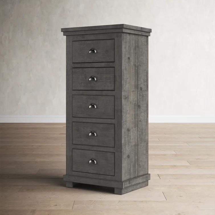 Wolferstorn 5 - Drawer Dresser