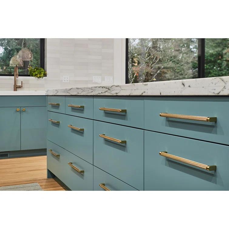 Kent Knurled Round Knob