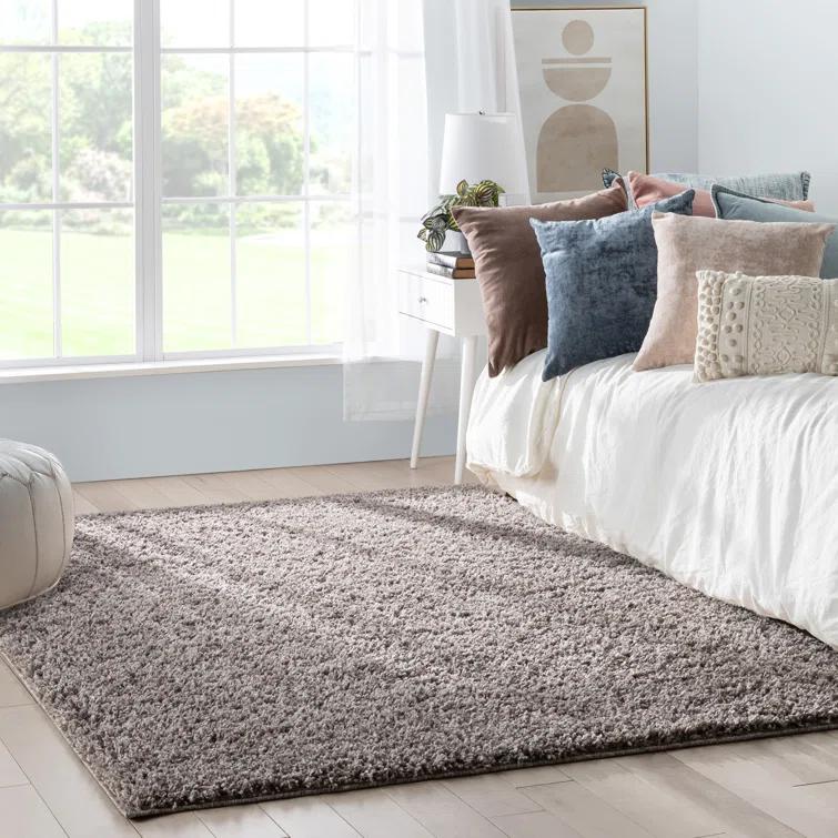 Well Woven Emerson Modern Solid Beige/Grey Textured Shag Rug
