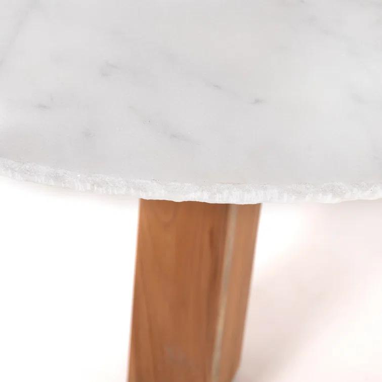Catanzaro Indoor / Outdoor Round Dining Table
