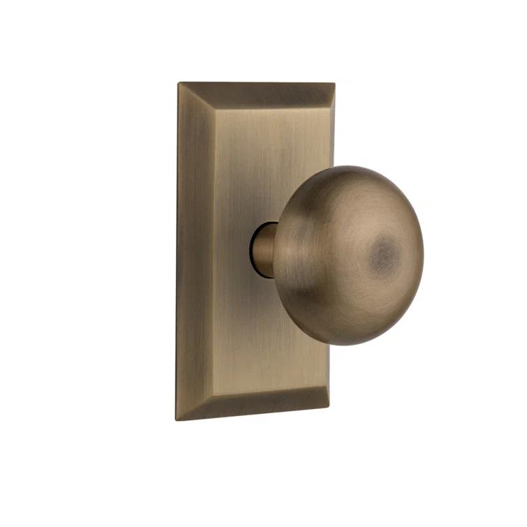 Studio Plate with New York Door Knob