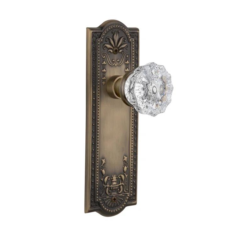 Meadows Plate with Crystal Door Knob
