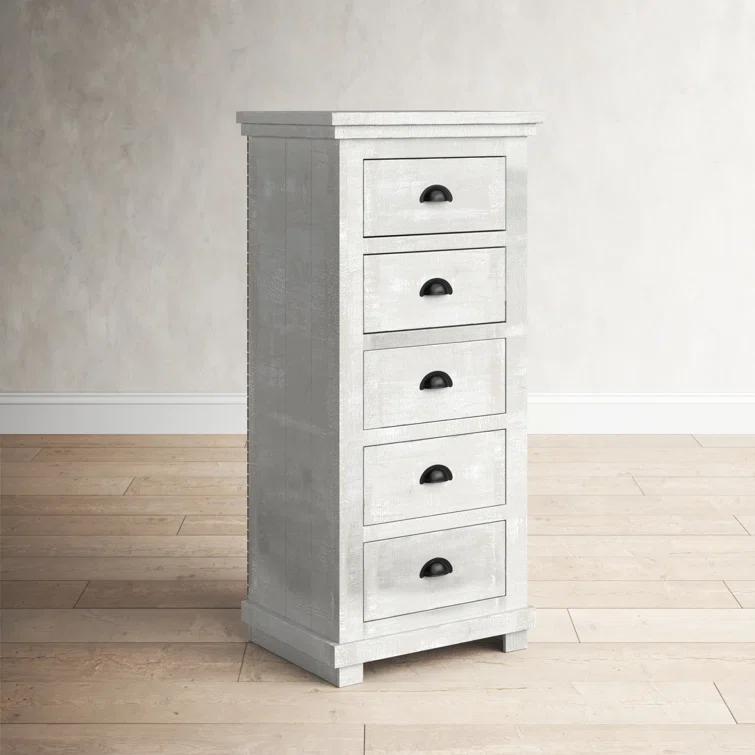 Wolferstorn 5 - Drawer Dresser