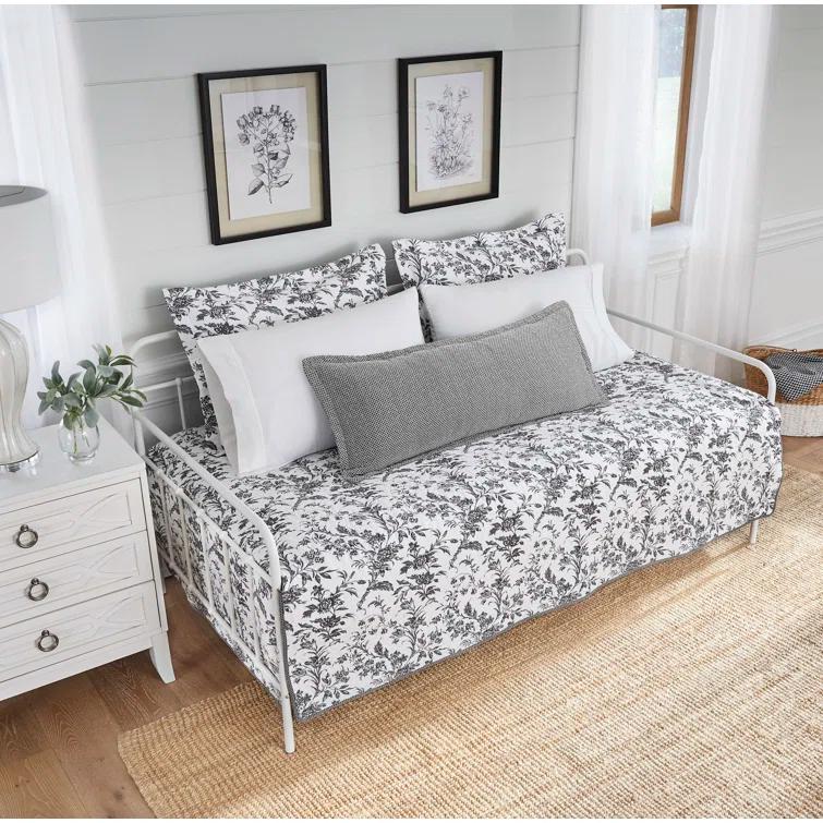Laura Ashley Laura Ashley Amberley Cotton Black 4 Piece Daybed Cover Set