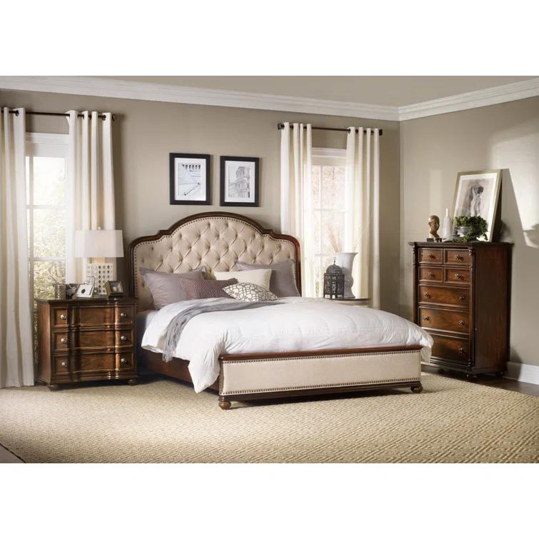 Hooker Furniture Leesburg Upholstered Standard Bed