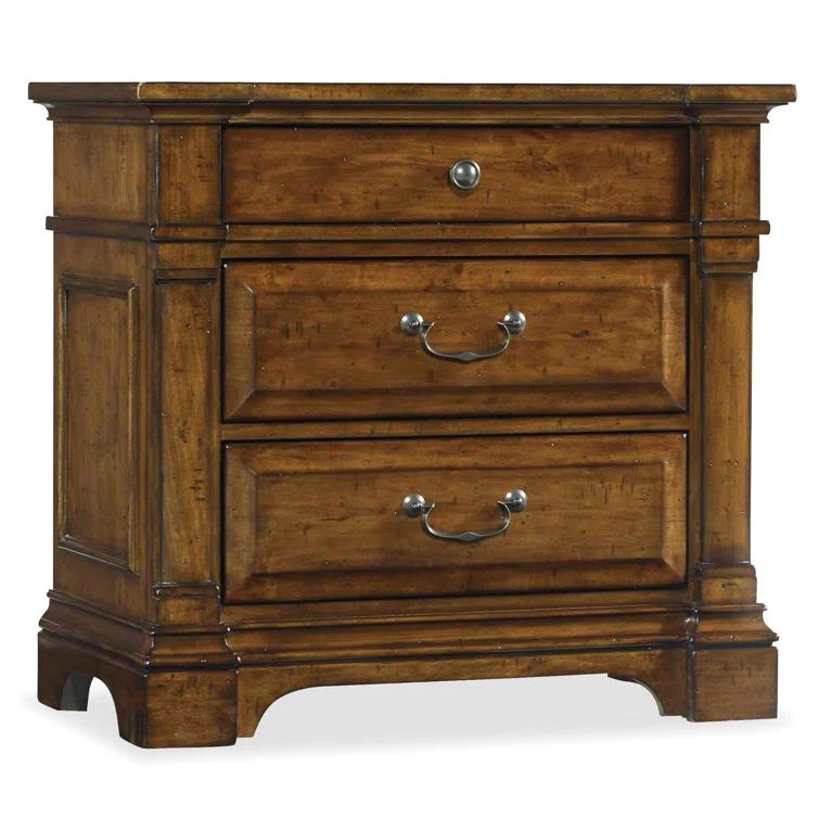 Hooker Furniture Tynecastle 32'' W Nightstand