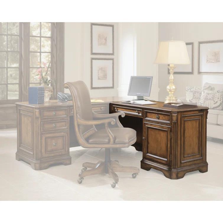 Brookhaven 30.5'' H x 68.25'' W No Desk Return