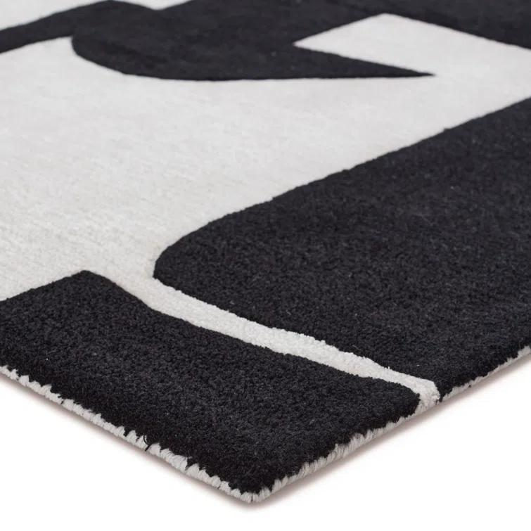 Handmade Abstract Black/ Cream Area Rug (8'X10')