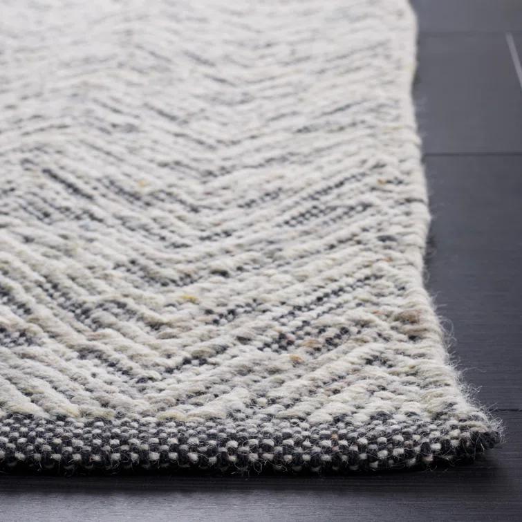 Coates Kilim Hand Woven Wool Chevron Rug