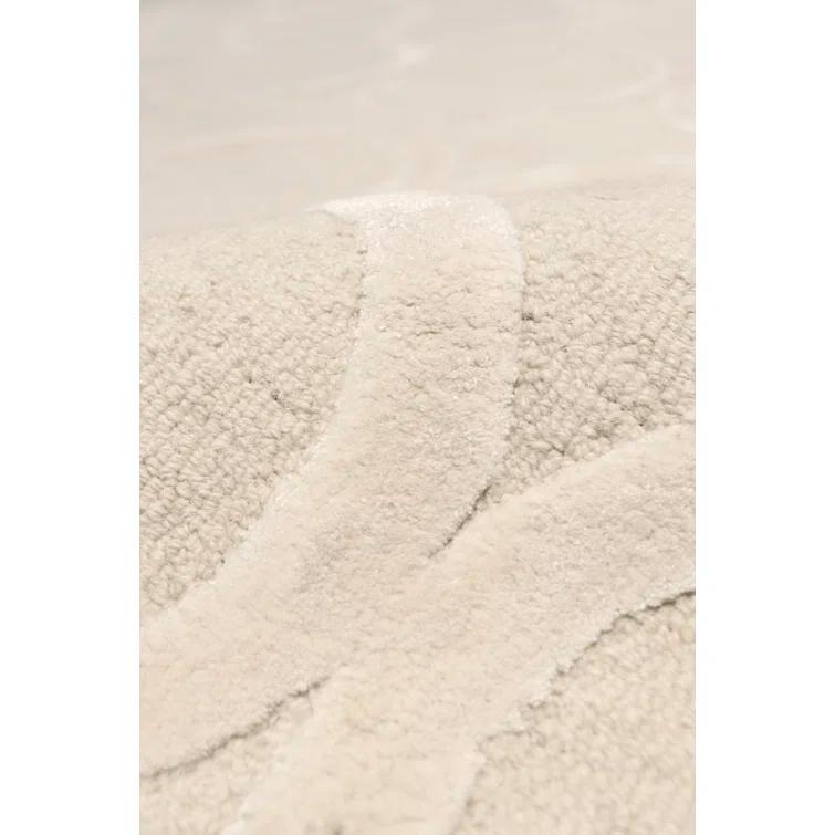Edgy Hand Tufted Viscose Geometric Indoor Rug
