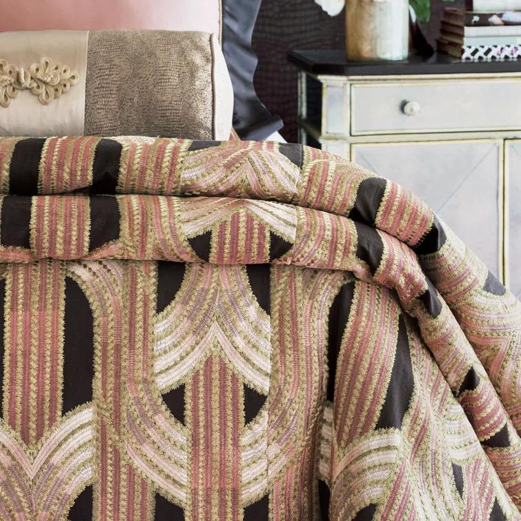 Arwen Modern & Contemporary Rayon Abstract Coverlet Set