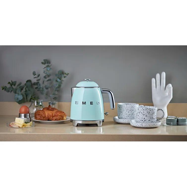 SMEG Pastel Green Retro Mini Electric Kettle
