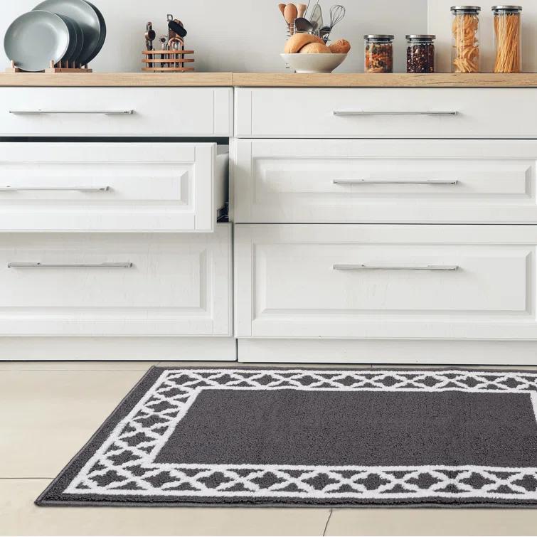 Nautica Collin Border All Loop Tufted Runner and Accent Rugs