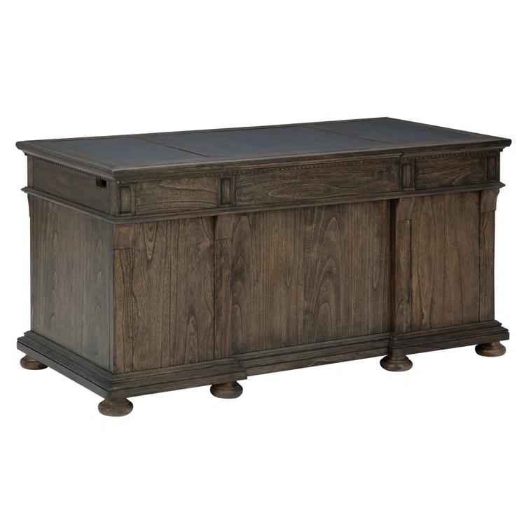 Loon Peak® Kamali Executive Desk