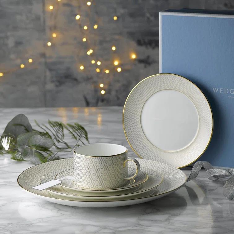 Wedgwood Gio Gold Salad Plate 8" | Wayfair