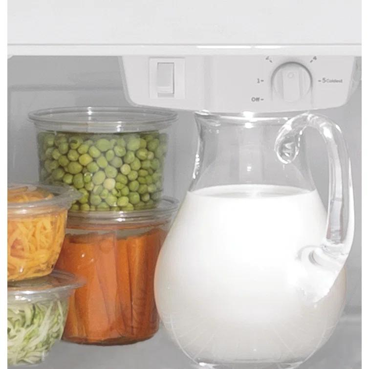 33" Top Freezer 21.9 cu. ft. Refrigerator