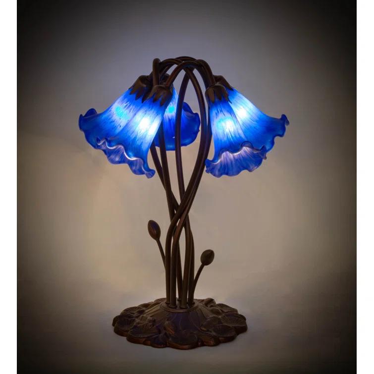 Pond Lily Novelty Lamp