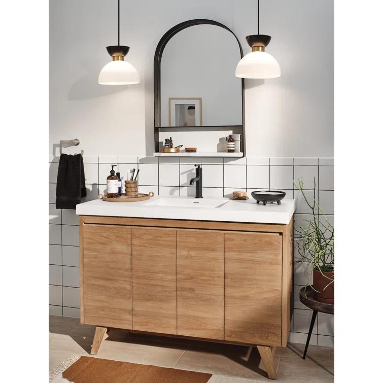 Gibson Single Hole Bathroom Faucet with Drain Assembly