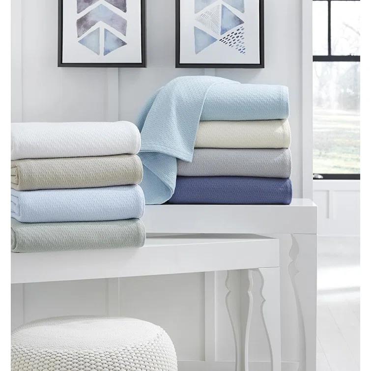 Corino Marine-Inspired White Cotton Full/Queen Blanket