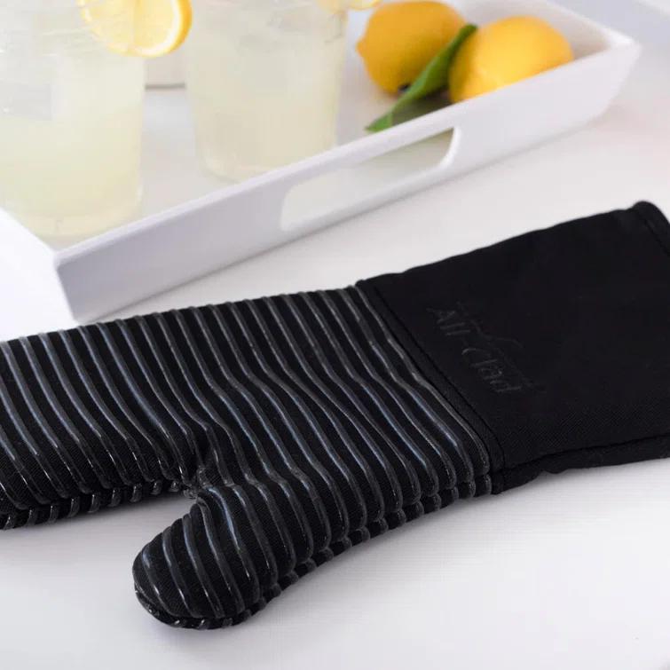 All-Clad Oven Mitt
