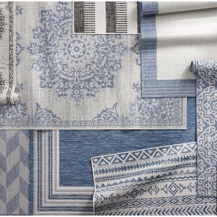 NICOLE MILLER NEW YORK Patio Country Calla Herringbone Indoor/Outdoor Area Rug, Blue/Cream