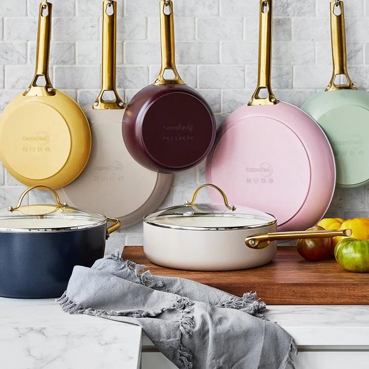 GreenPan ™ Reserve Taupe 10-Piece Ceramic Non-Stick Cookware Set with Bonus Cookbook