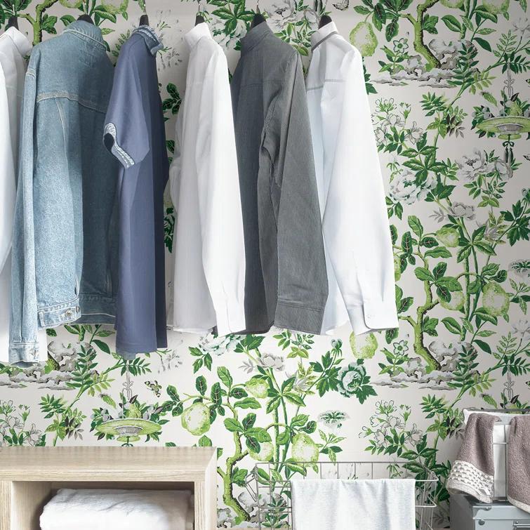 Peel & Stick Floral Roll