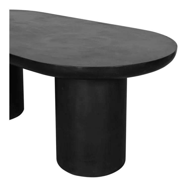 Peagan Indoor / Outdoor Oval Dining Table