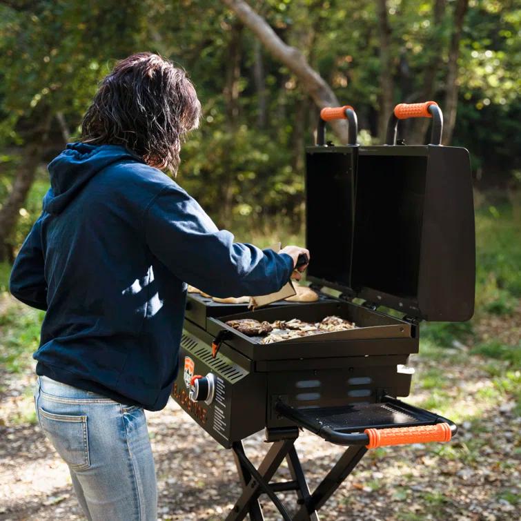 Blackstone Tailgater Grill