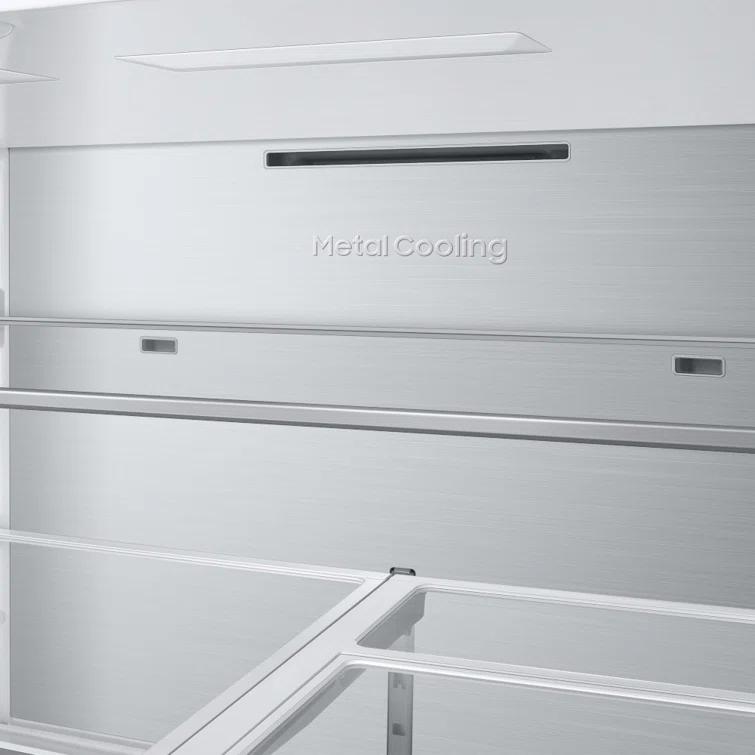 Bespoke 4-Door French Door Refrigerator (29 cu. ft.) with Beverage Center™ - Middle and Bottom Panels