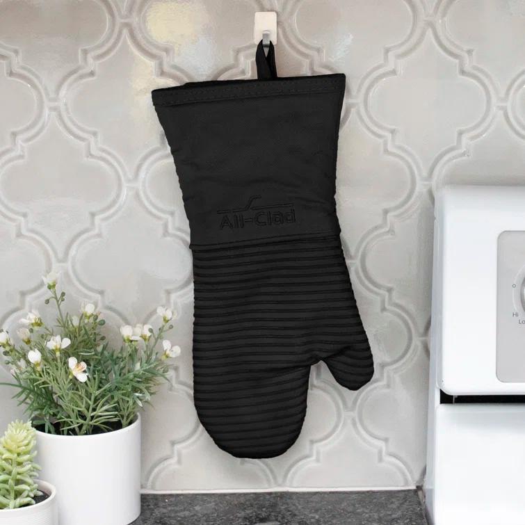 All-Clad Oven Mitt