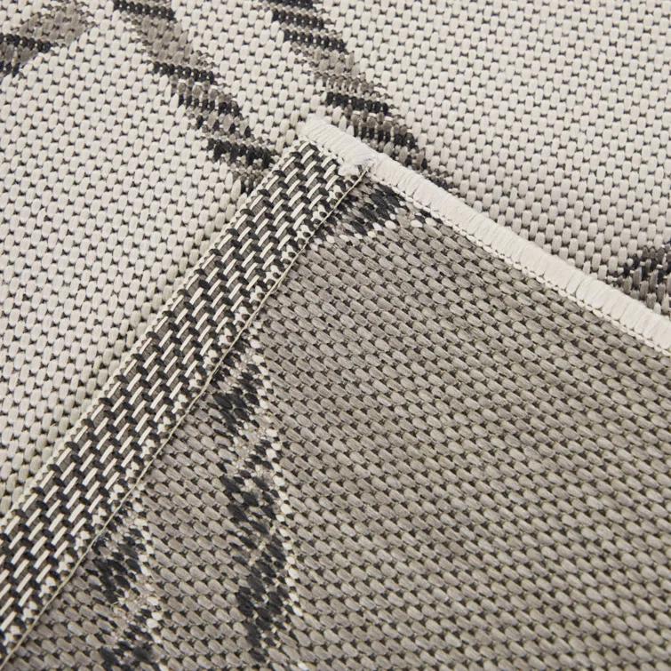 Cream Indoor/Outdoor Rug