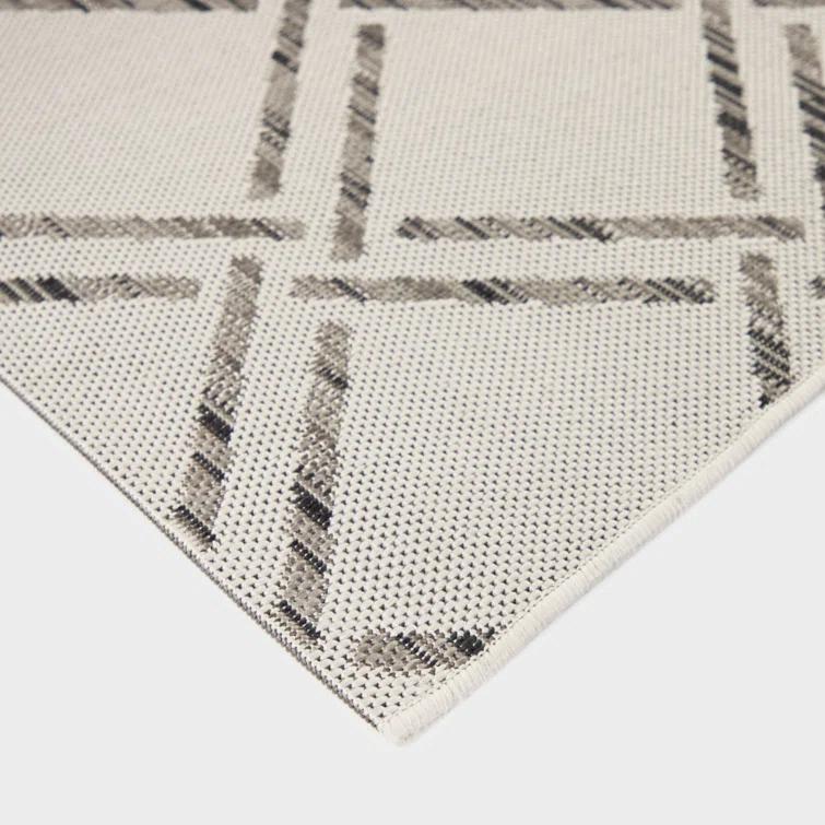 Cream Indoor/Outdoor Rug