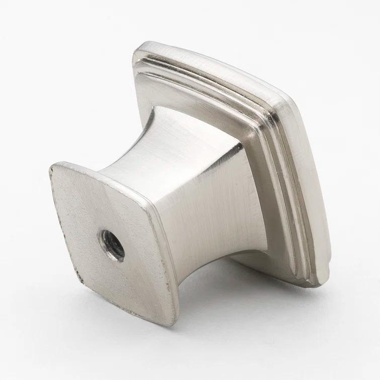 Deco 1 1/4" Length Square Knob Multipack