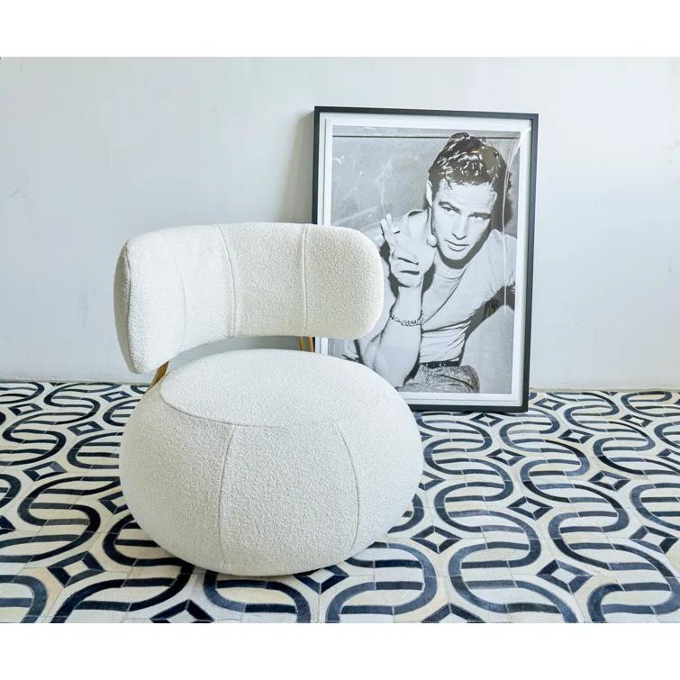 Natural Hide Cowhide Geometric Rug