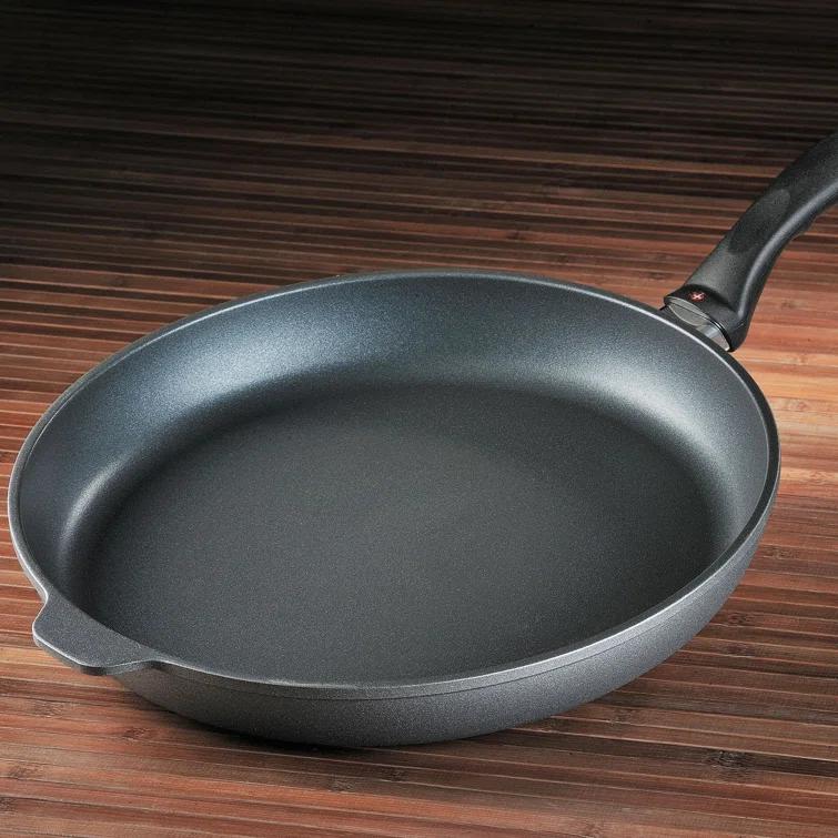 Swiss Diamond Try-Me Nonstick Aluminum Frying Pan