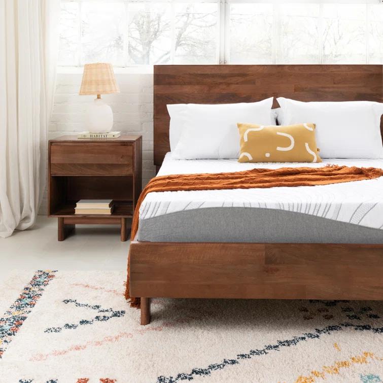 Signature Design by Ashley Serena 8'' Memory Foam Mattress