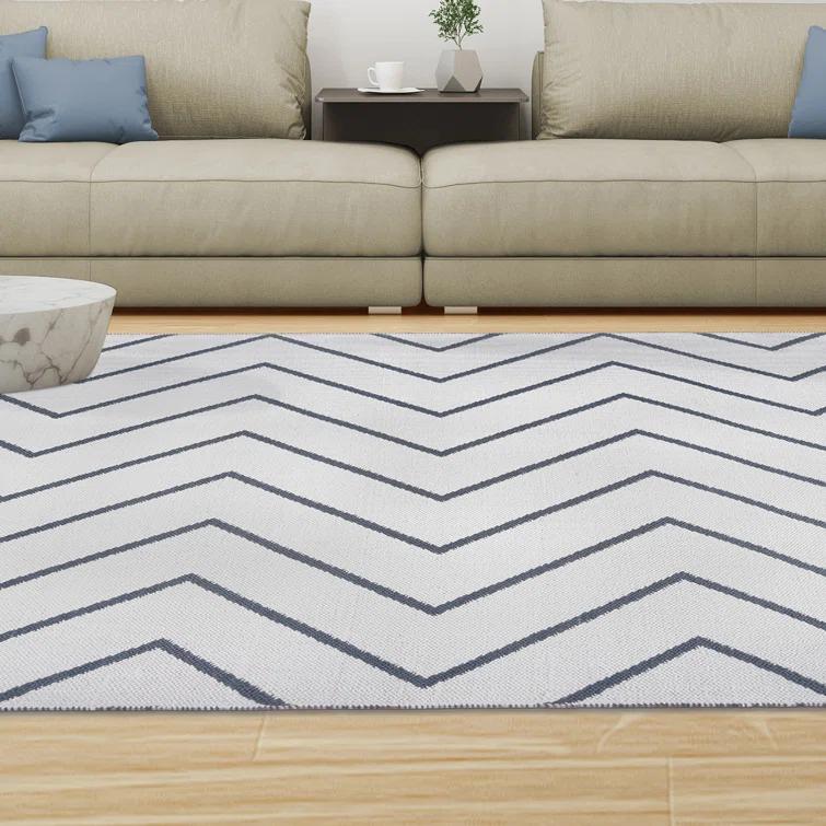 Kent Modern Chevron Zig-Zag Indoor/ Outdoor Area Rug By Haus & Home Ivory