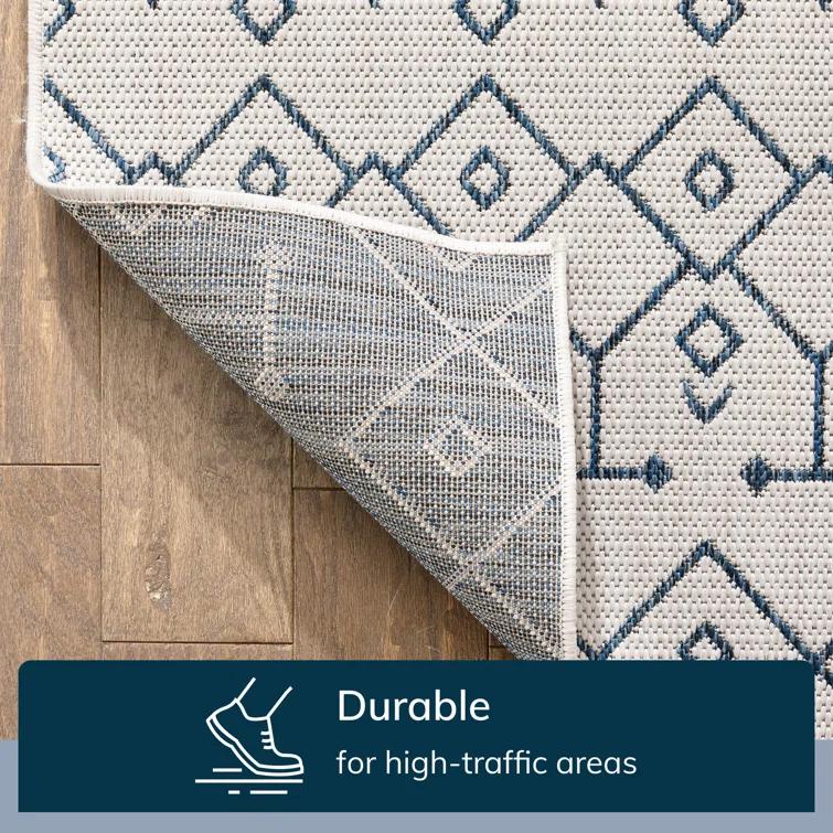 Marshanna Nord Trellis Light Blue Indoor/Outdoor Flat-Weave Area Rug
