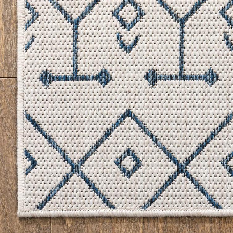 Marshanna Nord Trellis Light Blue Indoor/Outdoor Flat-Weave Area Rug