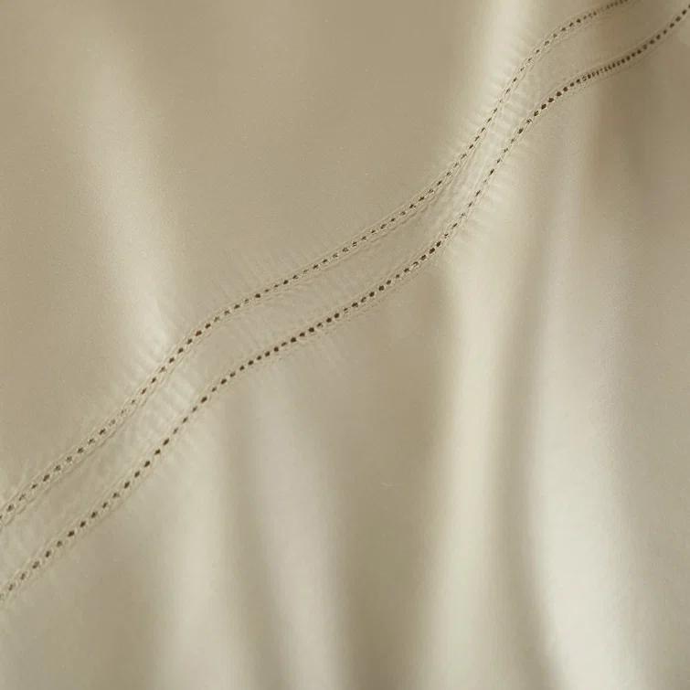 Yalda Sheet Set