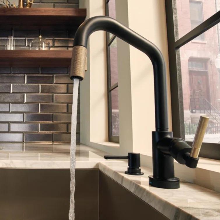 Modern Stainless Steel Pull-Down Kitchen Faucet with SmartTouch