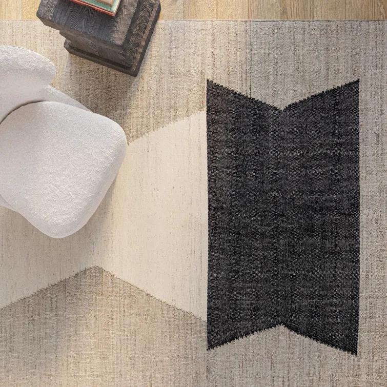 Lemieux et Cie Malika Rug by Momeni - 2'3" x 8'