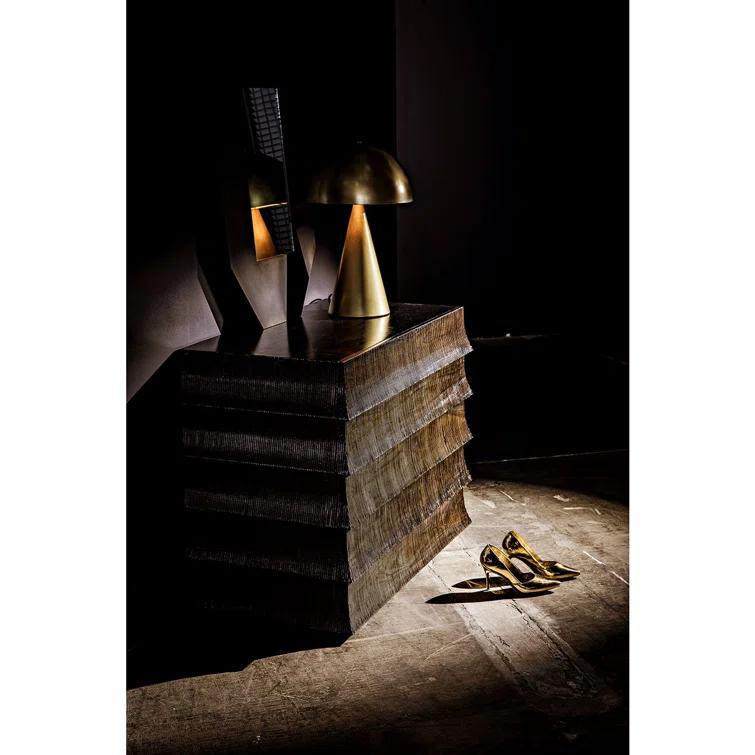 Noir Figurines & Sculptures